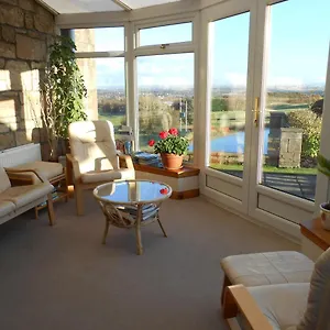 Tambowie Farm Milngavie