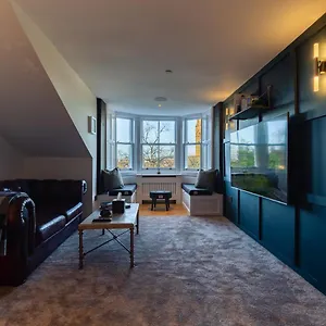 Апартаменты Loft On The Crescent - 5 Star Scottish Luxury - Prime West End Location *