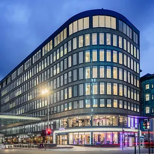 Hotel Yotel 4*