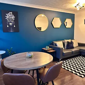 Brightcentral With Parking Apartment Glasgow