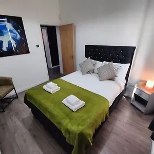 Apartment 2 Bedroom By City Living Scotland