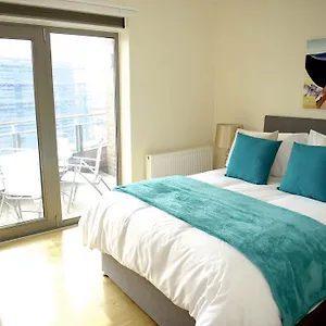 Artisan Apartment