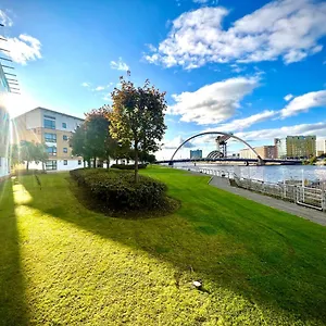 2 Bedroom - River Clyde - Parking *