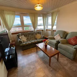 Apartment West End Hidden Gem - Modern 2-bedroom With Residents Patio