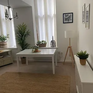 Inviting 1-bed In Merchant City *