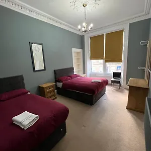 Sauchiehall Street West End Apartment *