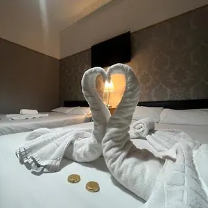 Piccolo 4* Glasgow