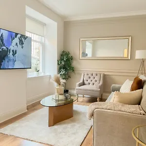 Cozy 1 Bed Blythswood