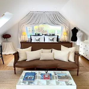 Apartment Converted Historical Stone Coach House