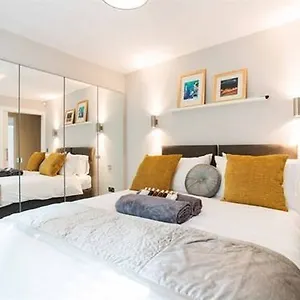 21a Luxury * Glasgow