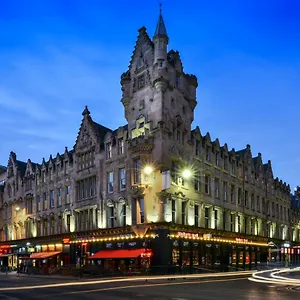 Aparthotel Fraser