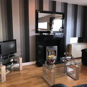 Clyde View Apartment
