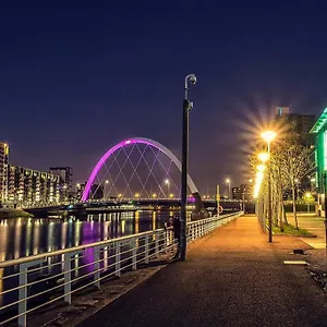 Infinity Guest Gasthuis Glasgow