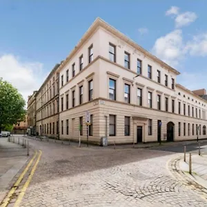 Apartment 1 Bedroom Merchant Glasgow