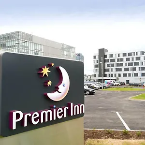 Premier Pacific Quay Hotel 3*